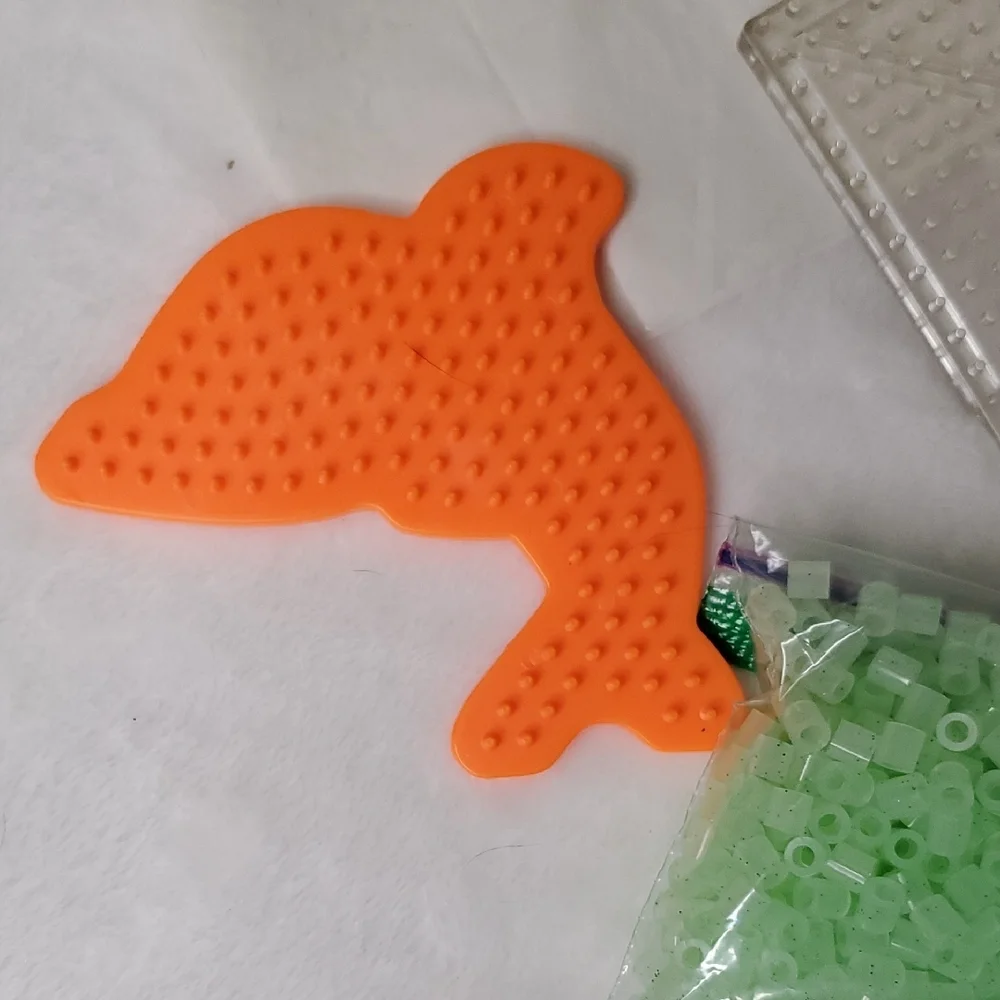 11,000 Perler Bead Container 6 Pegboards Glow In The Dark Perler Beads Set